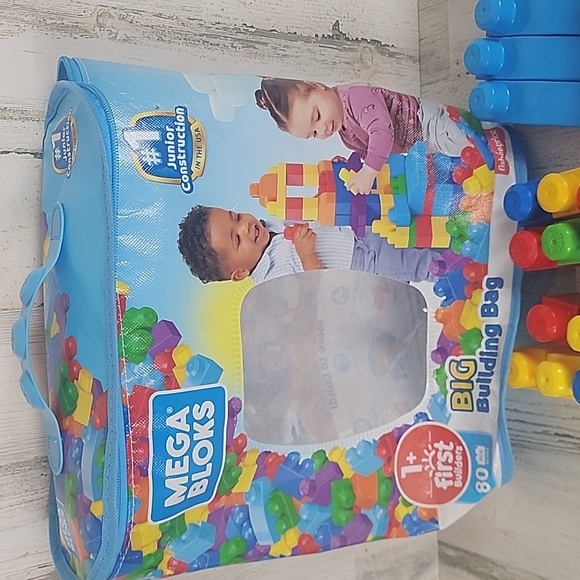 Mega Bloks Kids Works building blocks 68 pieces and carry zip bag - Picture 3 of 4